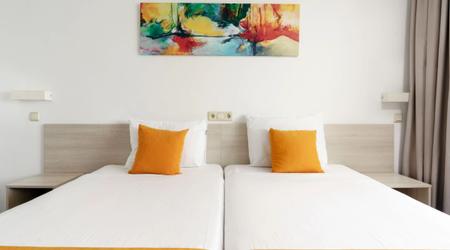 ДВОЙНА СТАЯ XS С ИЗГЛЕД КЪМ ПАРКА AluaSun Helios Beach Obzor ДВОЙНА СТАЯ XS С ИЗГЛЕД КЪМ ПАРКА AluaSun Helios Beach Obzor